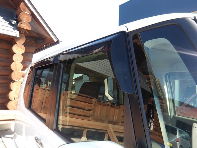 N-BOXカスタム G SSパッケージ 純正インターナビ&TV・DVD再生・Bluetooth対応・バックカメラ・ETC付き・両側パワースライドドア・ステアリングスイッチ・シティブレーキ・HIDヘッドライト・スマートキーレス(25枚目)