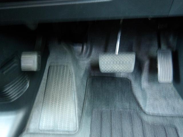 N-BOXカスタム G SSパッケージ 純正インターナビ&TV・DVD再生・Bluetooth対応・バックカメラ・ETC付き・両側パワースライドドア・ステアリングスイッチ・シティブレーキ・HIDヘッドライト・スマートキーレス(42枚目)