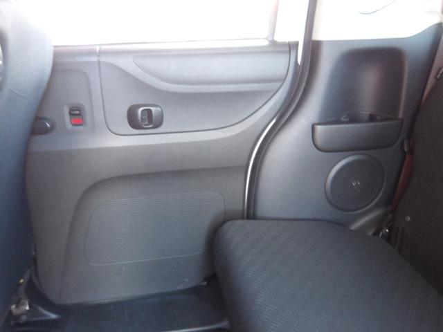 N-BOXカスタム G SSパッケージ 純正インターナビ&TV・DVD再生・Bluetooth対応・バックカメラ・ETC付き・両側パワースライドドア・ステアリングスイッチ・シティブレーキ・HIDヘッドライト・スマートキーレス(56枚目)