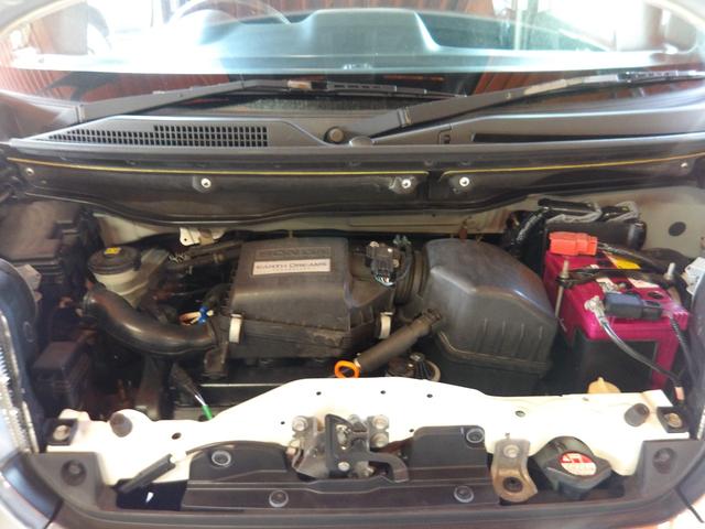 N-BOXカスタム G SSパッケージ 純正インターナビ&TV・DVD再生・Bluetooth対応・バックカメラ・ETC付き・両側パワースライドドア・ステアリングスイッチ・シティブレーキ・HIDヘッドライト・スマートキーレス(68枚目)