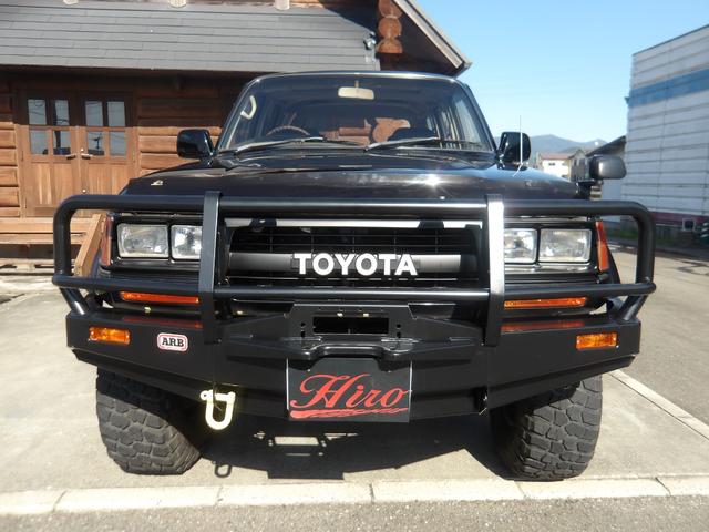 ランドクルーザー８０ ＶＸリミテッド　１ナンバー登録・サンルーフ・ＳＤナビ＆ＴＶ・ＤＶＤ再生・角目４灯仕様ＬＥＤヘッドライト・リフトアップ・社外１６インチアルミ＆ＢＦグッドリッチタイヤ・ＡＲＢバンパー・レザーシートカバー（3枚目）