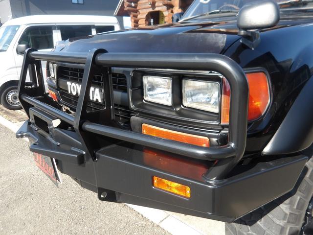 ランドクルーザー８０ ＶＸリミテッド　１ナンバー登録・サンルーフ・ＳＤナビ＆ＴＶ・ＤＶＤ再生・角目４灯仕様ＬＥＤヘッドライト・リフトアップ・社外１６インチアルミ＆ＢＦグッドリッチタイヤ・ＡＲＢバンパー・レザーシートカバー（13枚目）