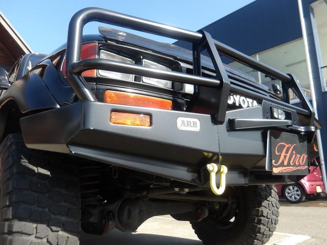 ランドクルーザー８０ ＶＸリミテッド　１ナンバー登録・サンルーフ・ＳＤナビ＆ＴＶ・ＤＶＤ再生・角目４灯仕様ＬＥＤヘッドライト・リフトアップ・社外１６インチアルミ＆ＢＦグッドリッチタイヤ・ＡＲＢバンパー・レザーシートカバー（22枚目）