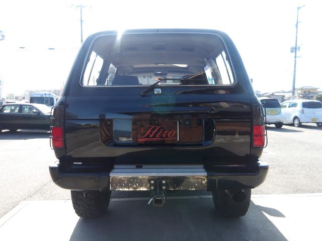 ランドクルーザー８０ ＶＸリミテッド　１ナンバー登録・サンルーフ・ＳＤナビ＆ＴＶ・ＤＶＤ再生・角目４灯仕様ＬＥＤヘッドライト・リフトアップ・社外１６インチアルミ＆ＢＦグッドリッチタイヤ・ＡＲＢバンパー・レザーシートカバー（28枚目）