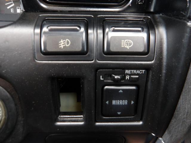 ランドクルーザー８０ ＶＸリミテッド　１ナンバー登録・サンルーフ・ＳＤナビ＆ＴＶ・ＤＶＤ再生・角目４灯仕様ＬＥＤヘッドライト・リフトアップ・社外１６インチアルミ＆ＢＦグッドリッチタイヤ・ＡＲＢバンパー・レザーシートカバー（36枚目）