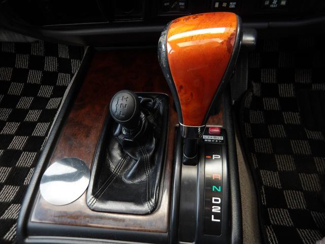 ランドクルーザー８０ ＶＸリミテッド　１ナンバー登録・サンルーフ・ＳＤナビ＆ＴＶ・ＤＶＤ再生・角目４灯仕様ＬＥＤヘッドライト・リフトアップ・社外１６インチアルミ＆ＢＦグッドリッチタイヤ・ＡＲＢバンパー・レザーシートカバー（41枚目）