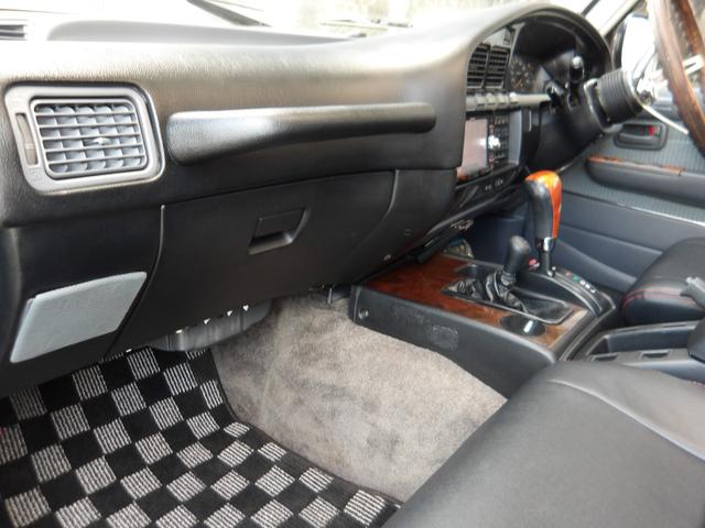 ランドクルーザー８０ ＶＸリミテッド　１ナンバー登録・サンルーフ・ＳＤナビ＆ＴＶ・ＤＶＤ再生・角目４灯仕様ＬＥＤヘッドライト・リフトアップ・社外１６インチアルミ＆ＢＦグッドリッチタイヤ・ＡＲＢバンパー・レザーシートカバー（49枚目）