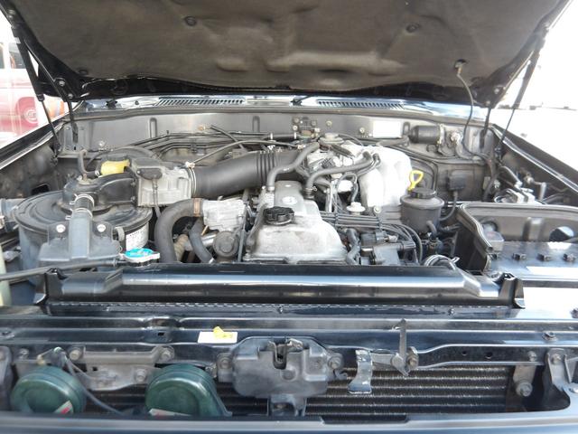 ランドクルーザー８０ ＶＸリミテッド　１ナンバー登録・サンルーフ・ＳＤナビ＆ＴＶ・ＤＶＤ再生・角目４灯仕様ＬＥＤヘッドライト・リフトアップ・社外１６インチアルミ＆ＢＦグッドリッチタイヤ・ＡＲＢバンパー・レザーシートカバー（76枚目）