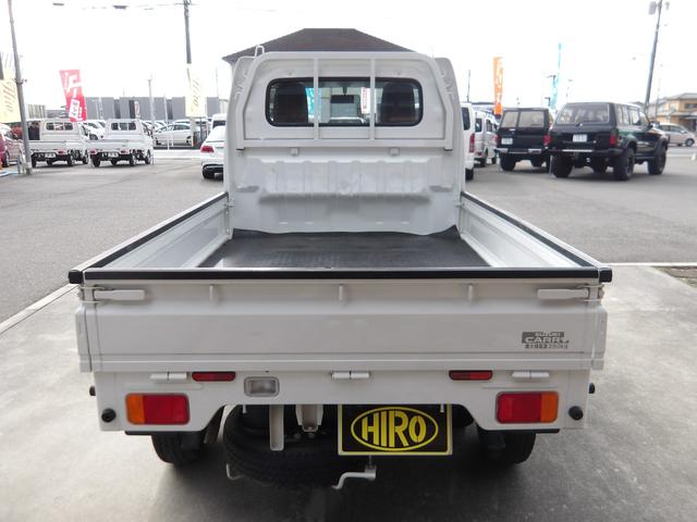 キャリイトラック KCエアコン・パワステ ワンオーナー車・4WD車・エアコン・パワーステアリング・荷台ゴムマット・ヘッドライトレベライザー・横滑り防止・フロントメッキグリル・車検9年7月・取説&保証書&記録簿・キー2個(20枚目)