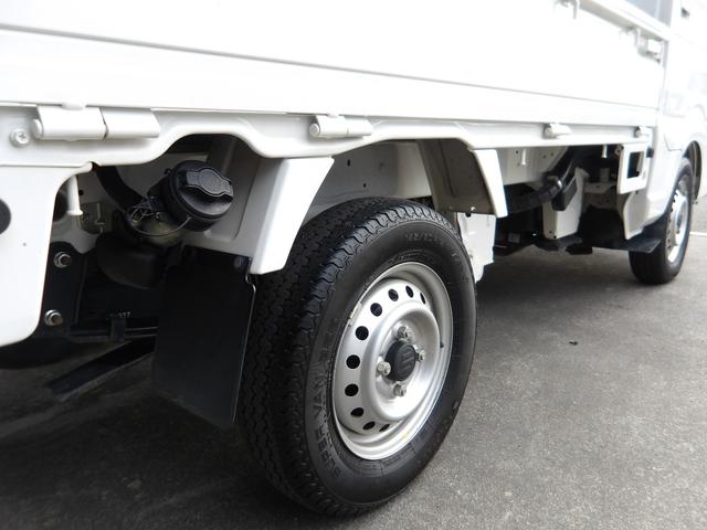 キャリイトラック KCエアコン・パワステ ワンオーナー車・4WD車・エアコン・パワーステアリング・荷台ゴムマット・ヘッドライトレベライザー・横滑り防止・フロントメッキグリル・車検9年7月・取説&保証書&記録簿・キー2個(63枚目)