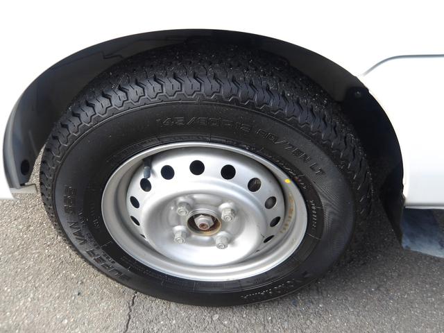 キャリイトラック KCエアコン・パワステ ワンオーナー車・4WD車・エアコン・パワーステアリング・荷台ゴムマット・ヘッドライトレベライザー・横滑り防止・フロントメッキグリル・車検9年7月・取説&保証書&記録簿・キー2個(66枚目)