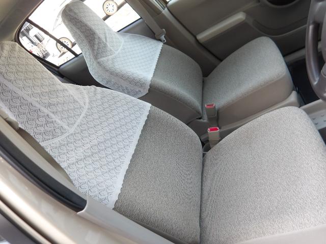 パッソ Ｘ　純正ＣＤオーディオ・ヘッドライトレベライザー・純正ハーフレースカバー・前後バンパー＆ドアミラー＆ドアノブ＆エンブレム塗装・電動格納ドアミラー・キーレス（31枚目）