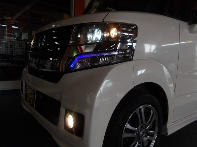 �f�B�X�`���[�W�w�b�h���C�g���ڂł������薾�邭�Ƃ炵�Ă����̂ŁA��ԑ��s��s����ȓ��ł����S�ł��I