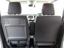 運転席&助手席の後ろです。意外に汚れていたりしますが、ご覧のように綺麗です!