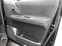 運転席ドア内張り綺麗です。ドリンクホルダー、小物入れが付いています！パワーウィンドウも動作チェックＯＫです！