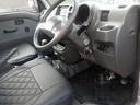 運転席も広々とゆったりしております。広いと乗り降りも楽ですし、運転時も疲れにくく、運転しやすいです！