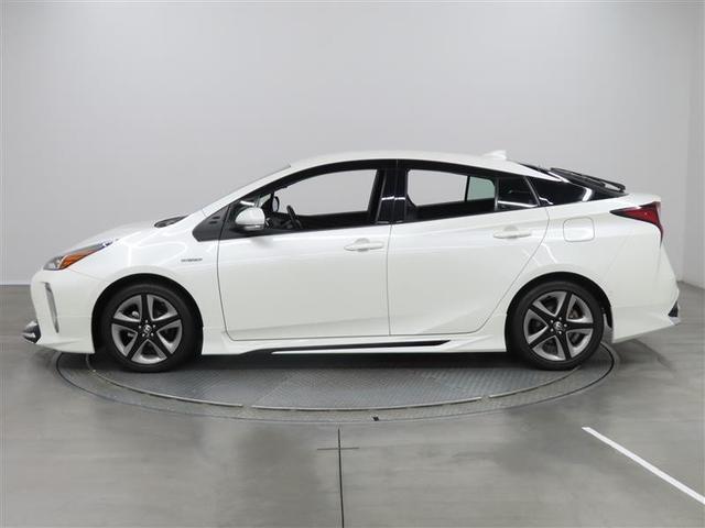 プリウス Ａツーリングセレクション　１年保証　フルエアロ　フルセグ　メモリーナビ　ＤＶＤ再生　ミュージックプレイヤー接続可　バックカメラ　衝突被害軽減システム　ＥＴＣ　ＬＥＤヘッドランプ　アイドリングストップ（4枚目）