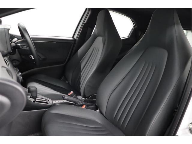 ヤリス Ｘ　１年保証　ワンオーナ－　ワンセグ　メモリーナビ　ミュージックプレイヤー接続可　バックカメラ　横滑り防止装置　車線逸脱警報　クリアランスソナー　オートマチックハイビーム　衝突被害軽減システム　スマートキ（16枚目）