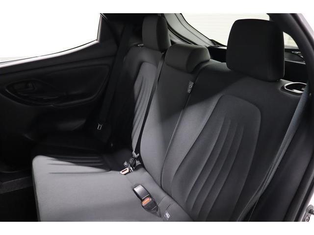 ヤリス Ｘ　１年保証　ワンオーナ－　ワンセグ　メモリーナビ　ミュージックプレイヤー接続可　バックカメラ　横滑り防止装置　車線逸脱警報　クリアランスソナー　オートマチックハイビーム　衝突被害軽減システム　スマートキ（17枚目）