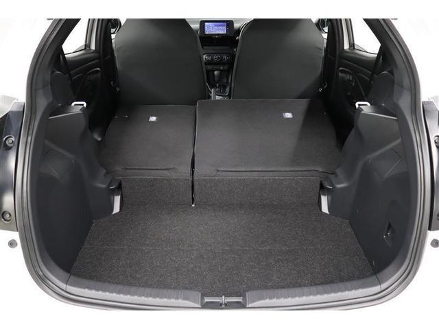 ヤリス Ｘ　１年保証　ワンオーナ－　ワンセグ　メモリーナビ　ミュージックプレイヤー接続可　バックカメラ　横滑り防止装置　車線逸脱警報　クリアランスソナー　オートマチックハイビーム　衝突被害軽減システム　スマートキ（19枚目）