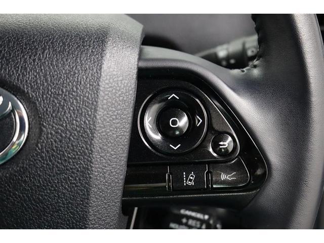 �}���`�C���t�H���[�V�����f�B�X�v���C�̑���X�C�b�`���n���h�����ɂ���܂��I�݂������������Ɋm�F�ł��܂��B