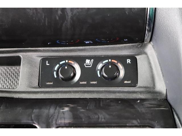 �V�[�g�q�[�^�ƃV�[�g�x���`���[�V�����𑕔����Ă��܂��B