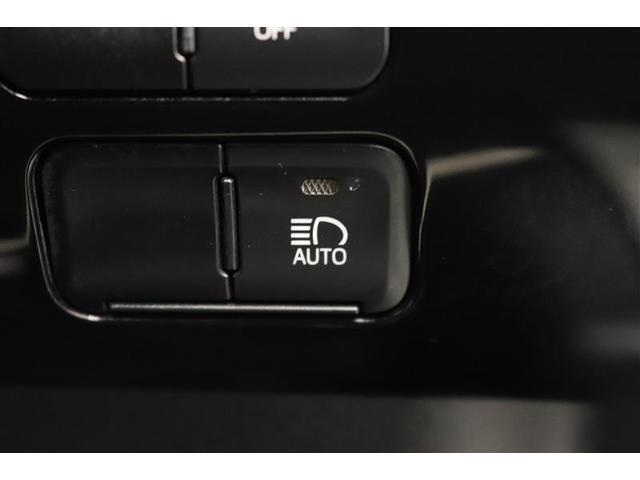 プリウス ＳセーフティプラスＩＩ　１年保証　フルセグ　メモリーナビ　ＤＶＤ再生　ミュージックプレイヤー接続可　全周囲カメラ　バックカメラ　ＢＳモニタ－　衝突被害軽減システム　ＥＴＣ　ドラレコ　ＬＥＤヘッドランプ　アイドリングストップ（13枚目）