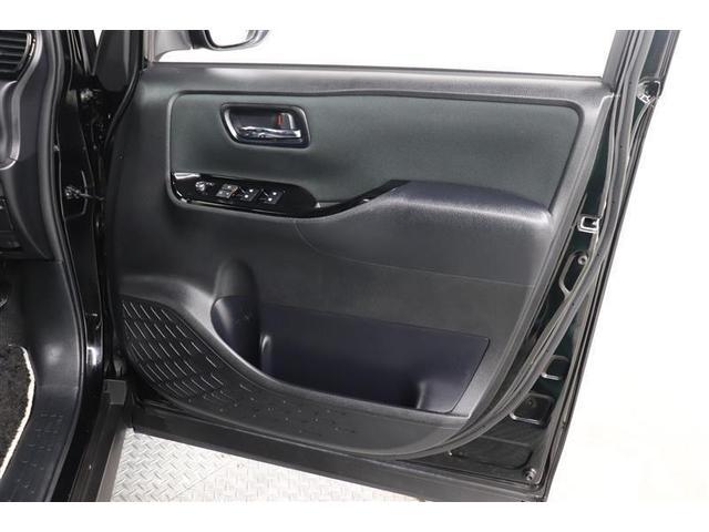 �h�A�|�P�b�g�Ƀ{�g���z���_�[���t���Ă���܂��I