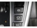 電動パーキングブレーキを搭載。スイッチ操作でパーキングブレーキを作動・解除することが可能ですので、操作の力が不要ですよ♪