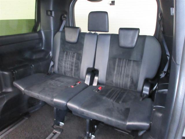 エスクァイア ハイブリッドＧｉプレミアムパッケジブラックテーラード　フルセグ　メモリーナビ　ＤＶＤ再生　バックカメラ　衝突被害軽減システム　ＥＴＣ　両側電動スライド　ＬＥＤヘッドランプ　乗車定員７人　３列シート　ワンオーナー　記録簿（35枚目）