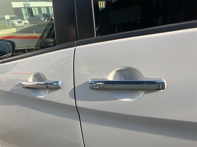 セレナ e-パワー ハイウェイスターV ETC 全周囲カメラ ナビ TV クリアランスソナー オートクルーズコントロール 衝突被害軽減システム 両側電動スライドドア オートライト LEDヘッドランプ スマートキー 電動格納ミラー 3列シート(30枚目)