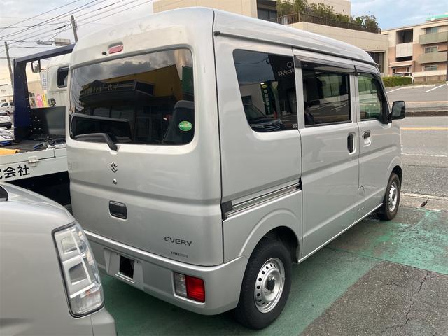 エブリイ PC 4WD AT 両側スライドドア キーレスエントリー 盗難防止システム ABS エアコン パワーステアリング パワーウィンドウ 運転席エアバッグ 助手席エアバッグ(7枚目)