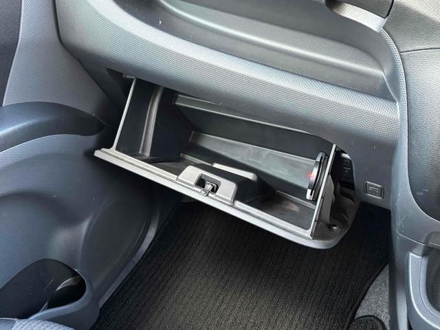 デリカＤ：２ Ｓ　ＥＴＣ　ナビ　ＴＶ　オートクルーズコントロール　衝突被害軽減システム　両側電動スライドドア　オートライト　ＨＩＤ　スマートキー　電動格納ミラー　ＣＶＴ　アルミホイール　ＣＤ　ＤＶＤ再生　ＵＳＢ（46枚目）