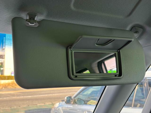 デリカＤ：２ Ｓ　ＥＴＣ　ナビ　ＴＶ　オートクルーズコントロール　衝突被害軽減システム　両側電動スライドドア　オートライト　ＨＩＤ　スマートキー　電動格納ミラー　ＣＶＴ　アルミホイール　ＣＤ　ＤＶＤ再生　ＵＳＢ（51枚目）