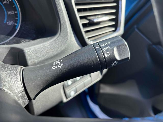 �I�[�g���C�g�́A�t���Y�������Y���h�����Ƃ��ł��܂��B�������H�Ȃǂ̃g���l���Ȃǂɂ��𗧂��܂��B