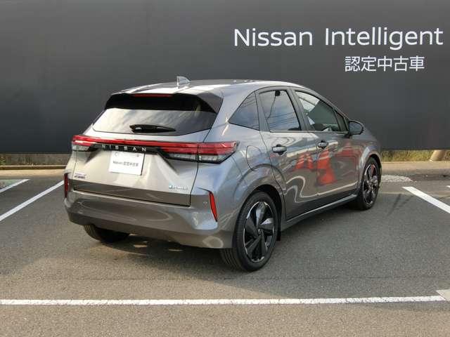 オーラ １．２　Ｇ　レザーエディション　純正ナビ・アラウンドビューモニター・ＢＯＳＥ　ワンオーナ　追突防止　クルコン　本革　車線逸脱警報装置　禁煙車　ＬＥＤ　記録簿　ＥＴＣ　メモリーナビゲーション　ＡＷ　キーレスエントリー　オートエアコン　ＡＢＳ　パワーウィンドウ　ナビ＆ＴＶ　パワステ（2枚目）