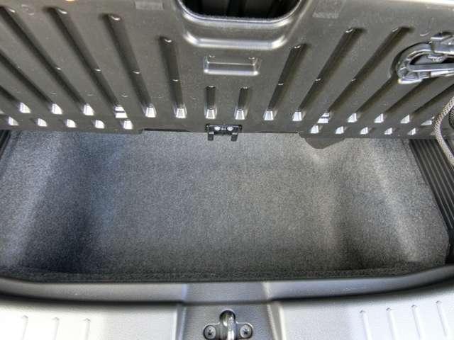 デイズ ６６０　ハイウェイスターＸ　プロパイロット　エディション　純正９インチナビ・アラウンドビューモニタ　オートクルーズコントロール　ＬＥＤヘッド　ワンオ－ナ－　ＥＴＣ　アイドリングストップ　ドラレコ　パワーステアリング　点検記録簿　オートエアコン　ワンセグ　メモリーナビゲーション　パワーウィンド　ＡＢＳ（19枚目）