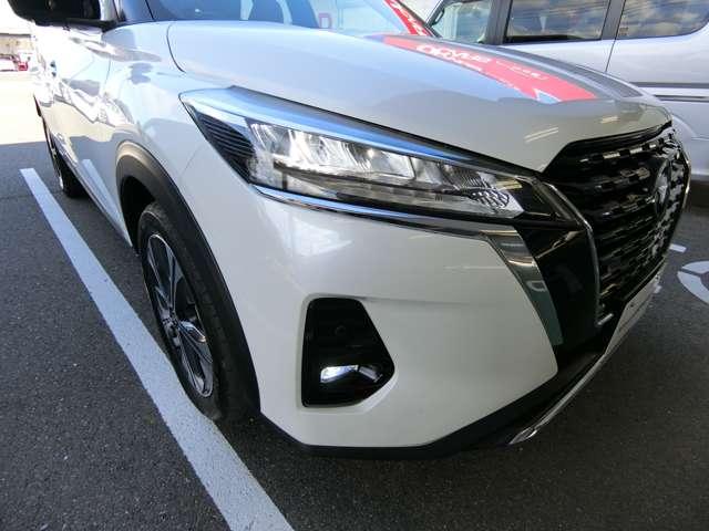 キックス １．２　Ｘ　ツートーン　インテリアエディション　（ｅ－ＰＯＷＥＲ）　純正９インチナビ・プロパイロット・アラウ　エマージェンシーＢ　アラウンドモニター　ワンオーナ　エアコン　スマートキー　記録簿　ＥＴＣ　サイドエアバック　ＡＷ　キーレス　ＡＢＳ　パワーウィンドウ　アダプティブクルコン　車線逸脱警報装置（15枚目）