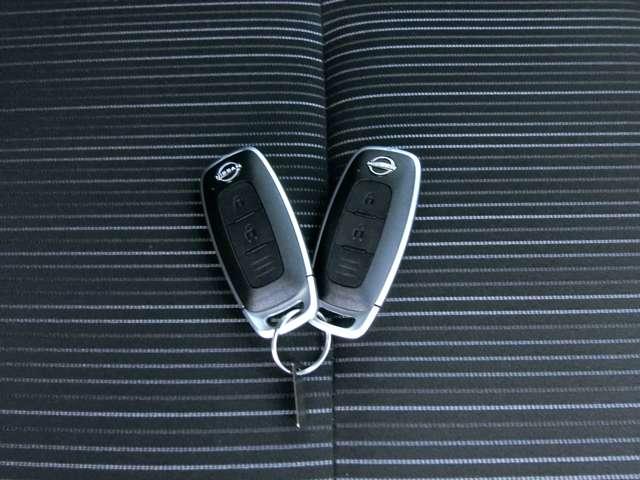 ノート １．２　Ｘ　純正９インチナビ・アラウンドビューモニタ　衝突被害軽減ブレ－キ　全方位カメラ　レーンアシスト　ワンオーナー　整備記録簿　ワンセグＴＶ　ＴＶナビ　サイドカーテンエアバック　メモリーナビ　パワーウィンドウ　オートエアコン　キーレス　ＡＢＳ（13枚目）