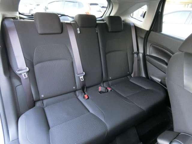 ノート １．２　Ｘ　純正９インチナビ・アラウンドビューモニタ　衝突被害軽減ブレ－キ　全方位カメラ　レーンアシスト　ワンオーナー　整備記録簿　ワンセグＴＶ　ＴＶナビ　サイドカーテンエアバック　メモリーナビ　パワーウィンドウ　オートエアコン　キーレス　ＡＢＳ（16枚目）