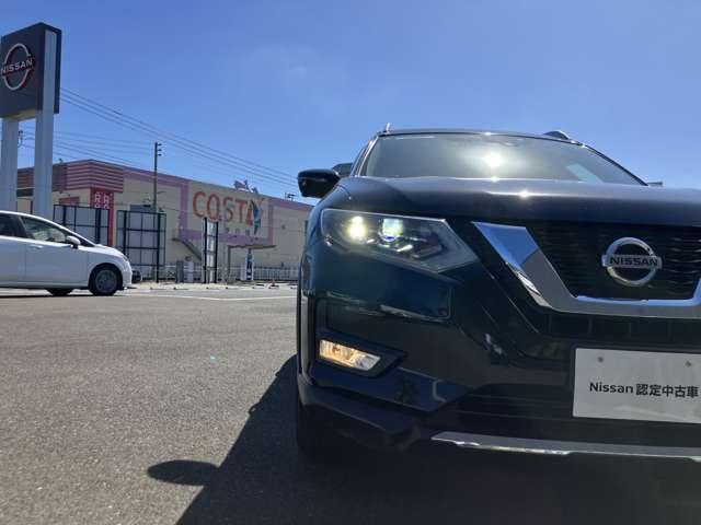 エクストレイル ２．０　２０Ｘｉ　２列車　４ＷＤ　衝突被害軽減ブレーキ　プロパイロット　セキュリティ　リアカメラ　ワンオナ　追従クルーズ　ＬＥＤ　ドライブレコーダ　禁煙車　インテリジェントキー　ＬＤＷ　サイドカメラ　ＥＴＣ　Ａストップ　ＡＡＣ　ナビ＆ＴＶ　メモリーナビ　キーフリー　ＡＢＳ（8枚目）