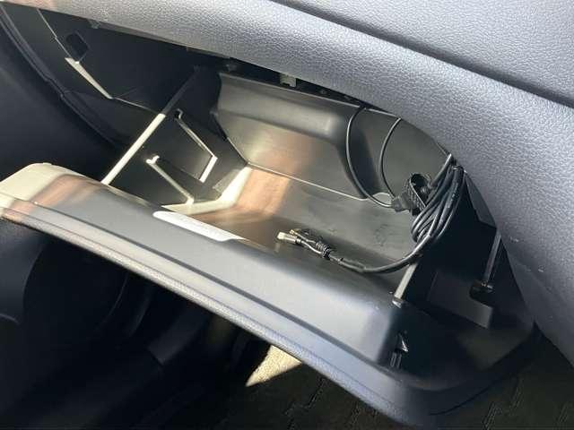 エクストレイル ２．０　２０Ｘｉ　２列車　４ＷＤ　衝突被害軽減ブレーキ　プロパイロット　セキュリティ　リアカメラ　ワンオナ　追従クルーズ　ＬＥＤ　ドライブレコーダ　禁煙車　インテリジェントキー　ＬＤＷ　サイドカメラ　ＥＴＣ　Ａストップ　ＡＡＣ　ナビ＆ＴＶ　メモリーナビ　キーフリー　ＡＢＳ（20枚目）