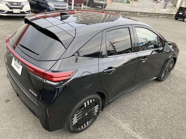 オーラ 1.2 G レザーエディション 社用車UP・認定中古車・BOSEサウンド・プロ 追突防止 レーダークルーズ 車線逸脱警報装置 禁煙車 LED 盗難防止 バックモニター ETC インテリジェントキー メモリーナビゲーション AW キーレスエントリー オートエアコン 展示試乗車UP(11枚目)