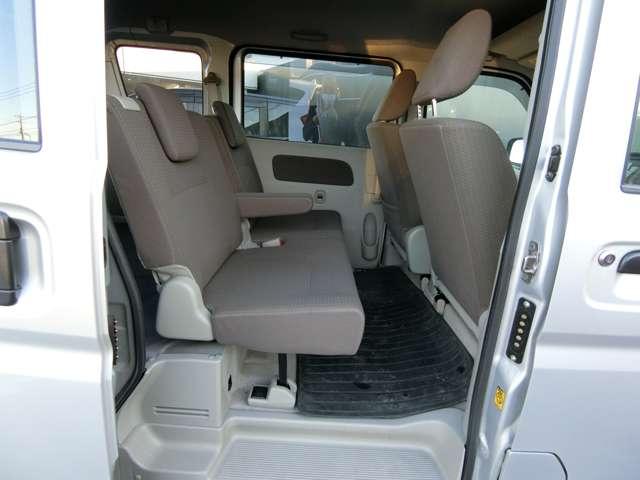 ＮＶ１００クリッパーバン ６６０　ＧＸ　ハイルーフ　アルミホイール　キーレスエントリーキー　パワーウィンドー　助手席エアバック　エアコン　ワンオーナー　運転席エアバック　記録簿有　パワステ　ＡＢＳ（13枚目）