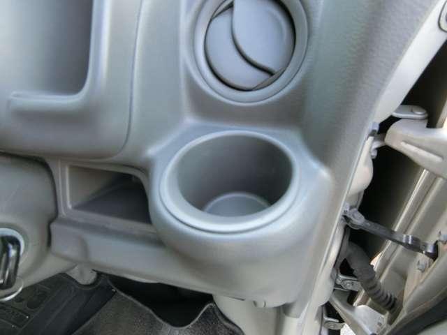 ＮＶ１００クリッパーバン ６６０　ＧＸ　ハイルーフ　アルミホイール　キーレスエントリーキー　パワーウィンドー　助手席エアバック　エアコン　ワンオーナー　運転席エアバック　記録簿有　パワステ　ＡＢＳ（17枚目）