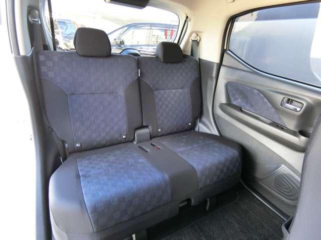 デイズ ６６０　ハイウェイスターＧターボ　プロパイロット　エディション　ディスプレイオーディオ・アラウンドビュー　アルミ　エアバック　クルコン　ＥＴＣ車載器　ＬＥＤヘッドライト　インテリジェントキー　レーンアシスト　キーレス　アイドリングストップ　エアコン　整備記録簿有　ＡＢＳ　パワーウィンドウ　ＰＳ　ワンオナ（14枚目）