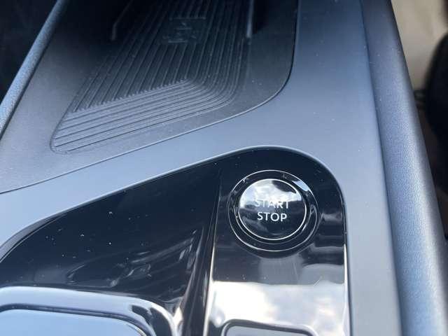 ノート １．２　Ｘ　ＦＯＵＲ　４ＷＤ　メーカーナビ・ドライブレコーダー　エアＢ　ＰＷ　インテリジェントキ－　寒冷地仕様　４ＷＤ　ＬＥＤヘッドランプ　ＥＴＣ　ワンオーナー　ドラレコ　記録簿　バックカメラ　アイドリングストップ　ＡＢＳ　盗難防止システム　オートエアコン（7枚目）