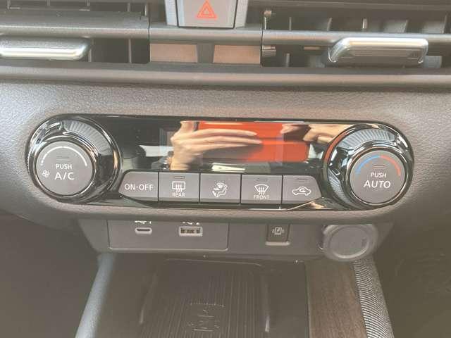 オーラ １．２　Ｇ　レザーエディション　ワンオーナ　本革　ＬＥＤ　メモリーナビゲーション　キーレスエントリー　オートエアコン　ＡＢＳ　パワーウィンドウ　ナビ＆ＴＶ　パワステ　Ｗエアバック　カーテンエアバック　エアバッグ　ワンセグＴＶ（12枚目）