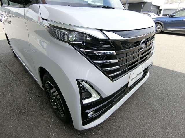 ルークス ６６０　ハイウェイスターＸ　プロパイロット　エディション　ホワイトパール　ＱＢＢ　日差純正９インチメモ　左右パワースライドドア　アイドリング　パノラマモニター　助手席エアバッグ　衝突軽減ブレーキ　ＰＷ　ナビ＆ＴＶ　１セグ　禁煙　ＬＥＤヘッドライト　ＬＤＷ　スマートキー　ワンオーナー車　ＰＳ　ＡＡＣ（17枚目）