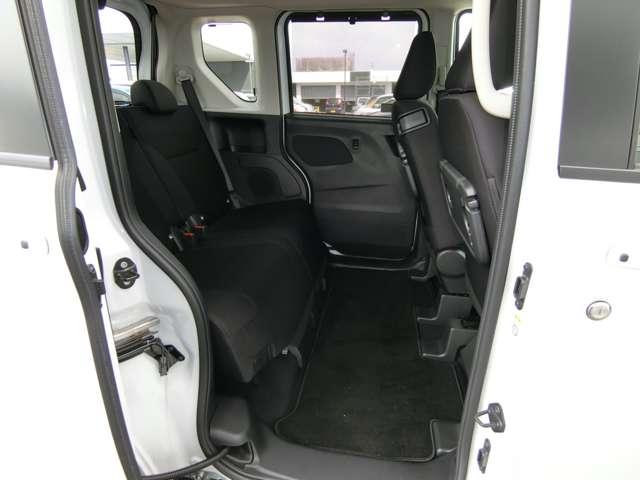 ルークス ６６０　ハイウェイスターＸ　プロパイロット　エディション　ホワイトパール　ＱＢＢ　日差純正９インチメモ　左右パワースライドドア　アイドリング　パノラマモニター　助手席エアバッグ　衝突軽減ブレーキ　ＰＷ　ナビ＆ＴＶ　１セグ　禁煙　ＬＥＤヘッドライト　ＬＤＷ　スマートキー　ワンオーナー車　ＰＳ　ＡＡＣ（20枚目）